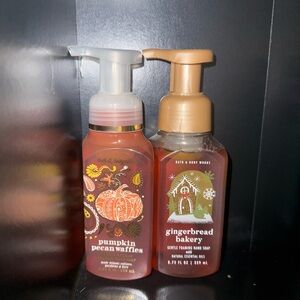Bath & Body Works Pumpkin Pecan Waffles X Gingerbread Bakery Hand Soap Set